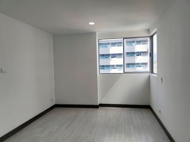 Apartamento de 2 alcobas en arriendo en El Poblado, Medellín, 85 m² · foto 9 de 17
