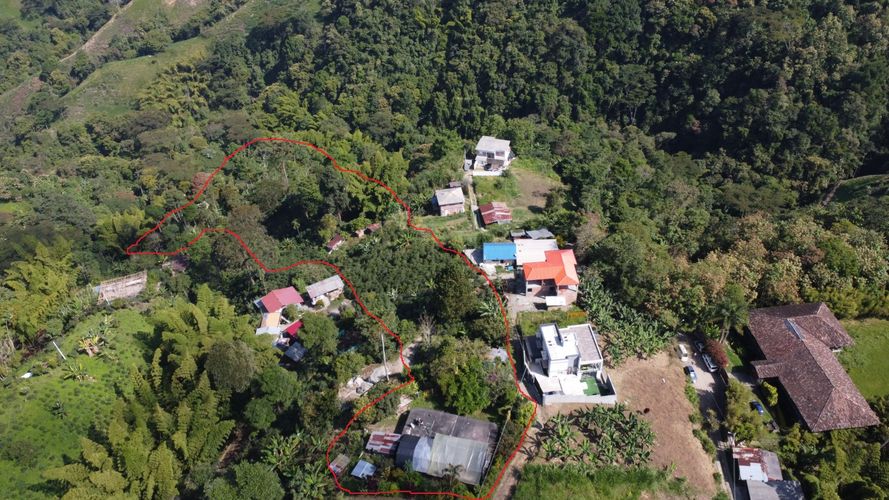 Finca en venta en El Arenillo Parte, Manizales, 135 m² · foto 2 de 3