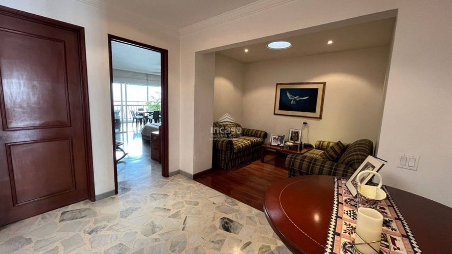 Apartamento de 3 alcobas en venta en Bellavista, Cali, 319 m² · foto 6 de 24