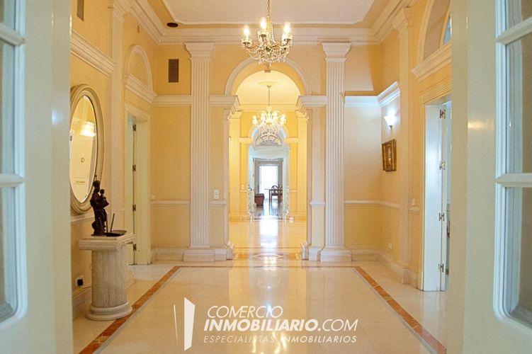 Apartamento de 3 alcobas en venta en San Antonio, Cali · foto 2 de 6
