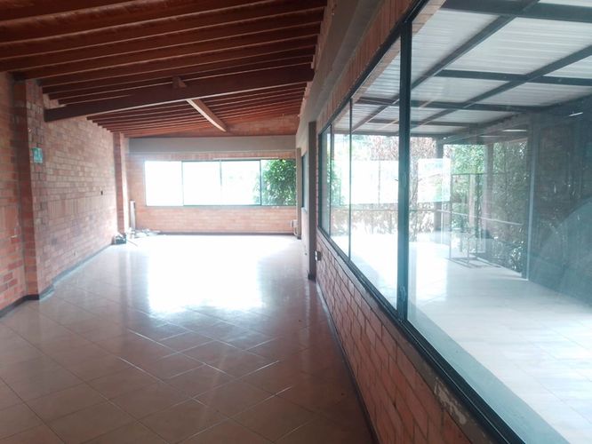 Bodega en arriendo en Caqueta, La Estrella, 400 m² · foto 7 de 17