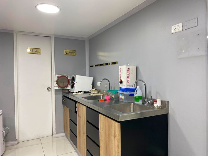 Consultorio en venta en Entreamigos, Sabaneta, 33 m² · foto 4 de 6