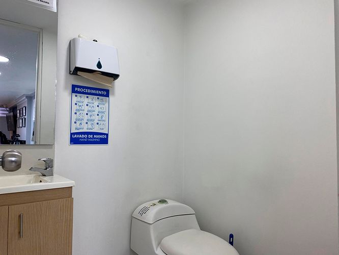 Consultorio en venta en Entreamigos, Sabaneta, 33 m² · foto 6 de 6