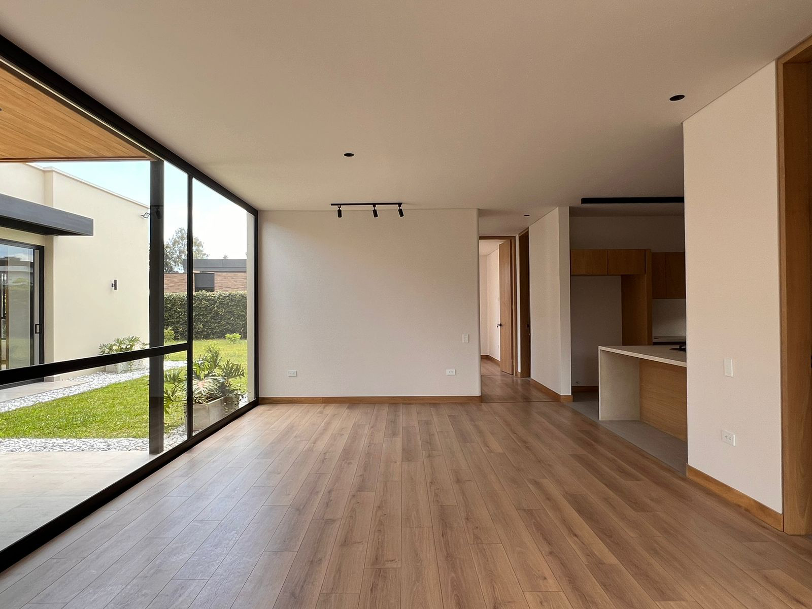 4BR House in Cabeceras de llanogrande (390 m²)