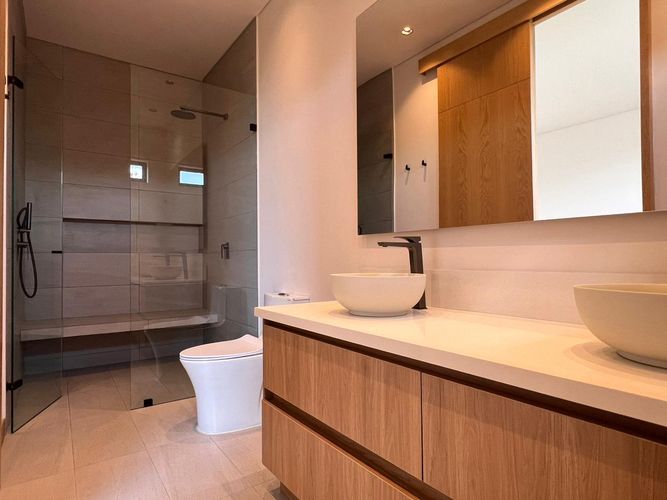 Casa de 4 alcobas en arriendo en Cabeceras De Llanogrande, Rionegro, 390 m² · foto 8 de 19