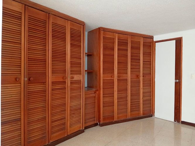 Apartamento de 3 alcobas en venta en Laureles, Medellín, 100 m² · foto 16 de 20
