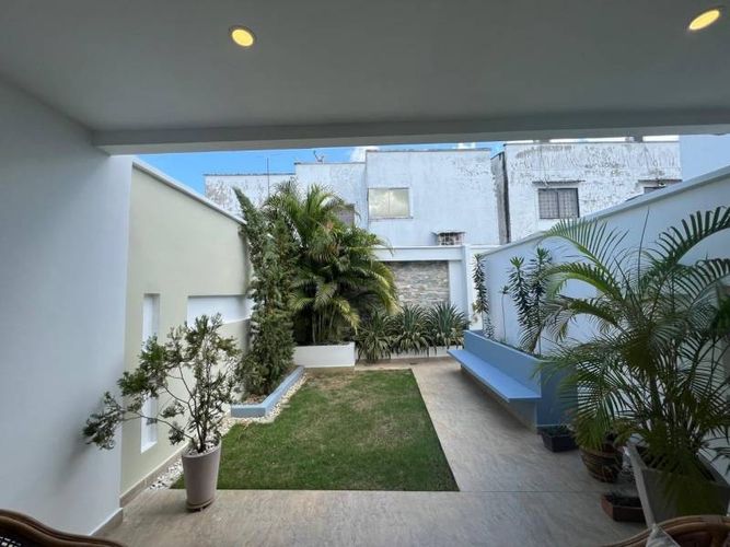 Casa en venta en La Castellana, Montería, 203 m² · foto 2 de 24