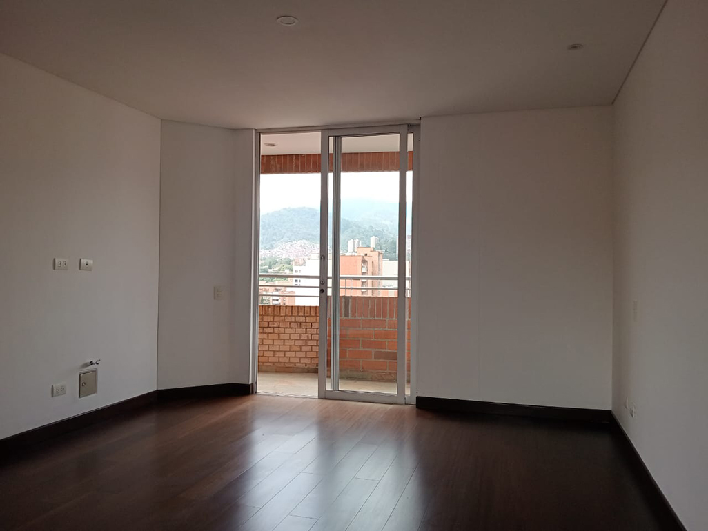 Apartamento en venta en Laureles, Medellín 3