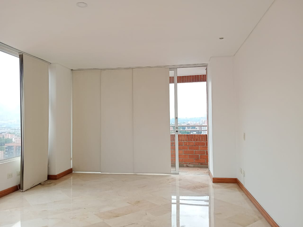 Apartamento en venta en Laureles, Medellín 4