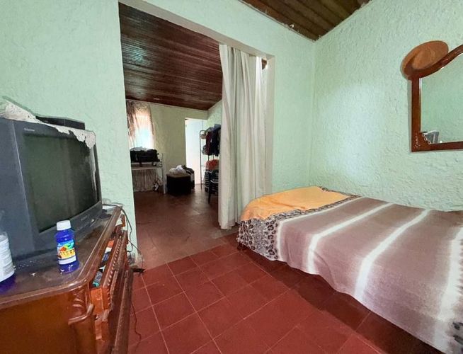 Casa de 9 alcobas en venta en Cadiles, Bucaramanga, 250 m² · foto 6 de 20