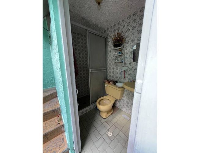 Casa de 9 alcobas en venta en Cadiles, Bucaramanga, 250 m² · foto 10 de 20
