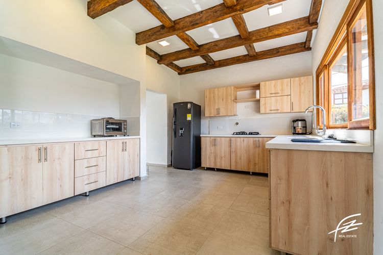 Casa de 4 alcobas en venta en El Carmen De Viboral, El Carmen de Viboral, 330 m² · foto 8 de 24