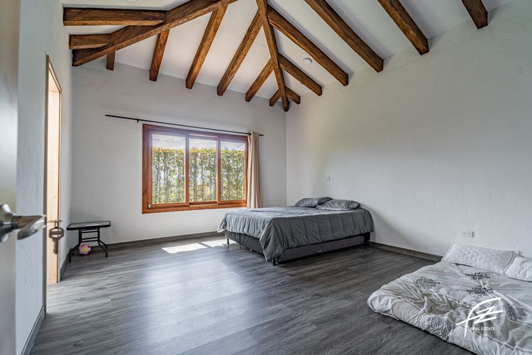Casa de 4 alcobas en venta en El Carmen De Viboral, El Carmen de Viboral, 330 m² · foto 16 de 24