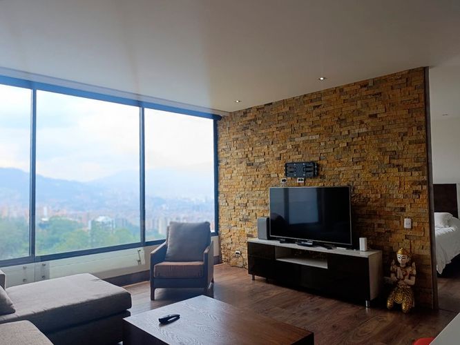 Apartamento de 1 alcoba en arriendo en El Poblado, Medellín, 96 m² · foto 3 de 13
