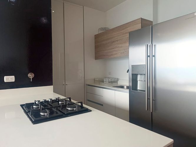 Apartamento de 1 alcoba en arriendo en El Poblado, Medellín, 96 m² · foto 7 de 13