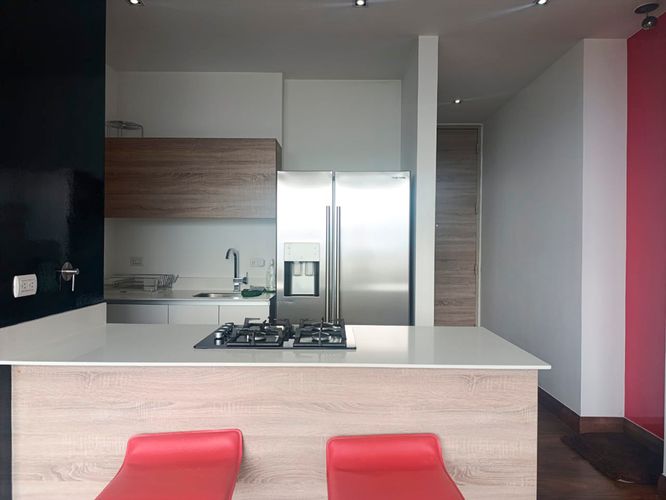 Apartamento de 1 alcoba en arriendo en El Poblado, Medellín, 96 m² · foto 8 de 13
