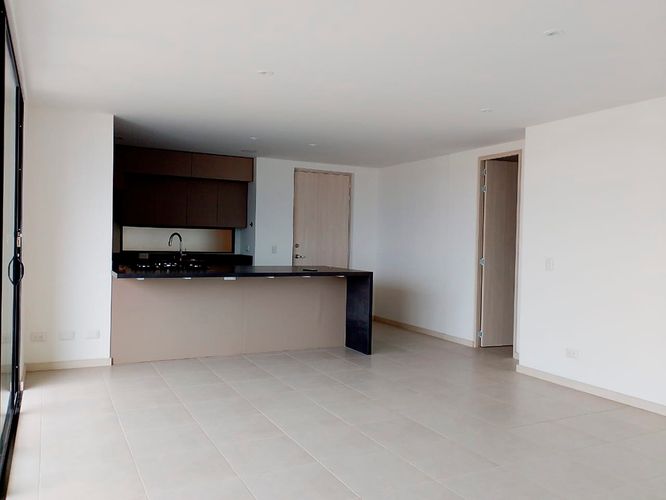 Apartamento de 3 alcobas en arriendo en El Poblado, Medellín, 108 m² · foto 6 de 17