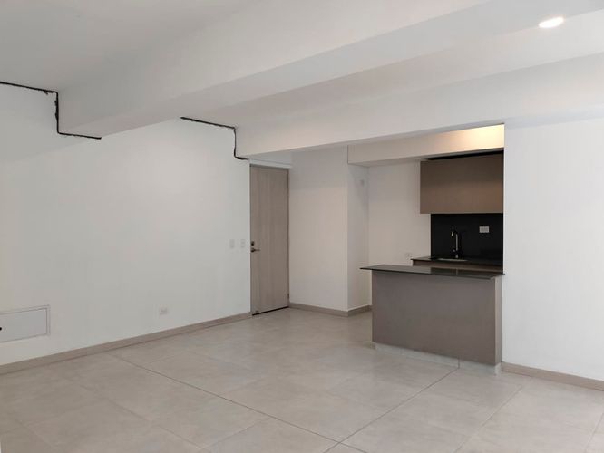 Apartamento de 2 alcobas en arriendo en Otraparte, Envigado, 73 m² · foto 7 de 18