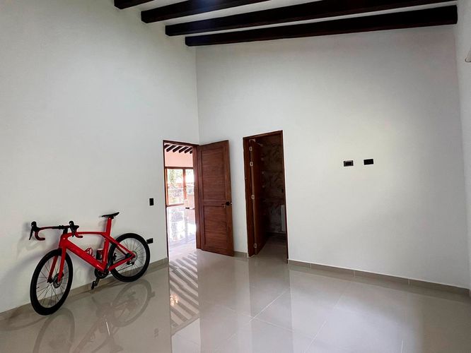 Casa de 4 alcobas en venta en El Porvenir, Rionegro, 400 m² · foto 8 de 20