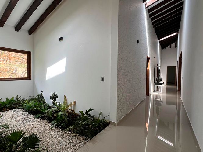 Casa de 4 alcobas en venta en El Porvenir, Rionegro, 400 m² · foto 9 de 20