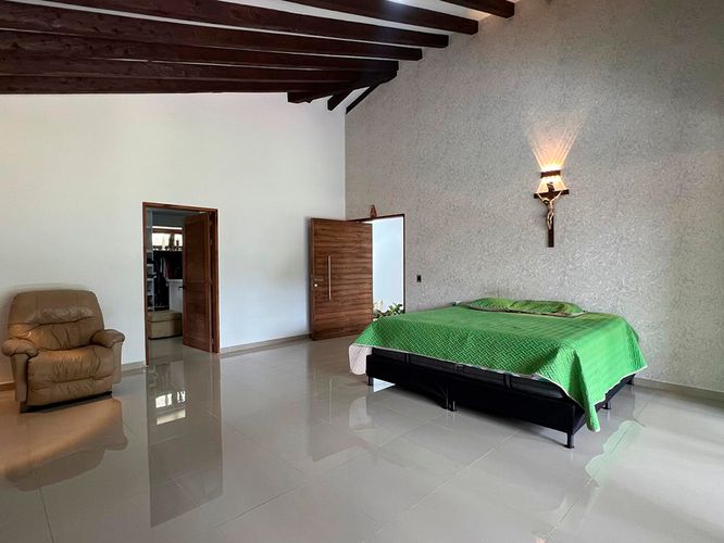 Casa de 4 alcobas en venta en El Porvenir, Rionegro, 400 m² · foto 10 de 20