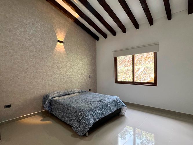 Casa de 4 alcobas en venta en El Porvenir, Rionegro, 400 m² · foto 12 de 20