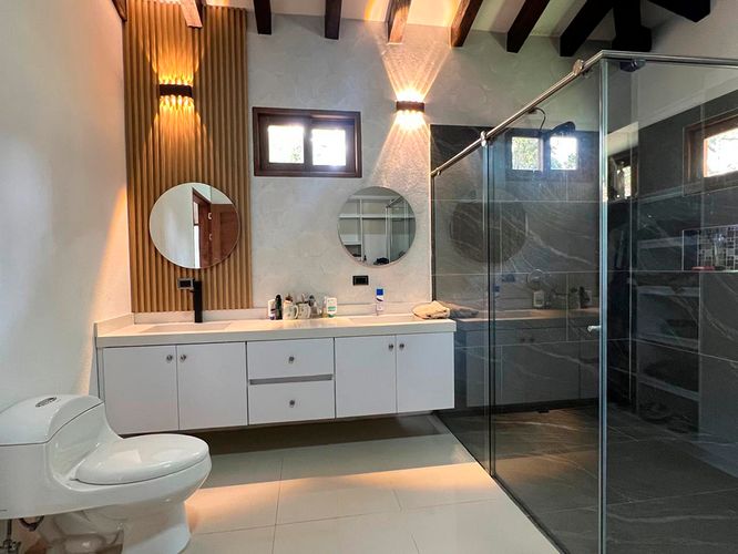 Casa de 4 alcobas en venta en El Porvenir, Rionegro, 400 m² · foto 15 de 20