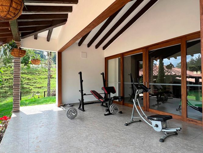 Casa de 4 alcobas en venta en El Porvenir, Rionegro, 400 m² · foto 18 de 20