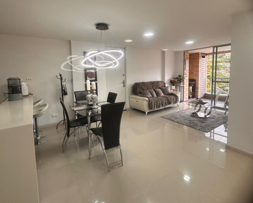 Apartamento en venta en Escobero, Envigado · foto 5 de 16