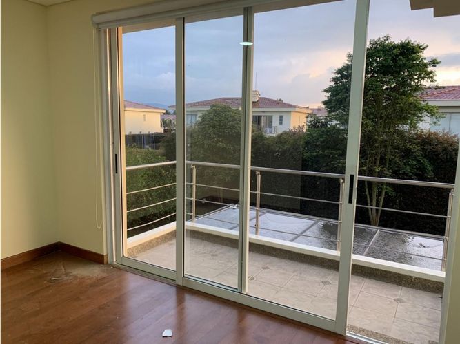 Casa en venta en Casa Blanca, Bogotá, 425 m² · foto 14 de 24