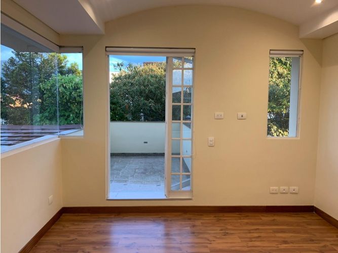 Casa en venta en Casa Blanca, Bogotá, 425 m² · foto 15 de 24