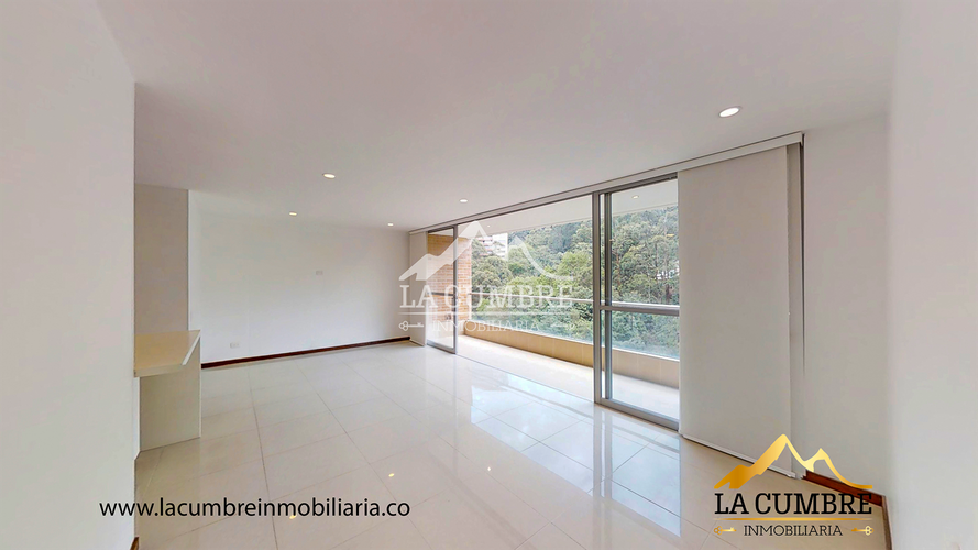 Apartamento de 2 alcobas en arriendo en La Calera, Medellín, 94 m² · foto 5 de 13