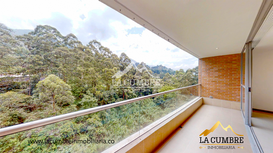 Apartamento de 2 alcobas en arriendo en La Calera, Medellín, 94 m² · foto 8 de 13