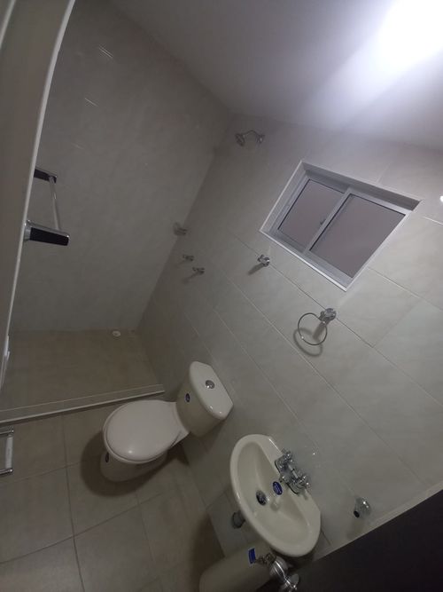 Local en venta en Los Alcazares, Manizales, 41 m² · foto 3 de 4
