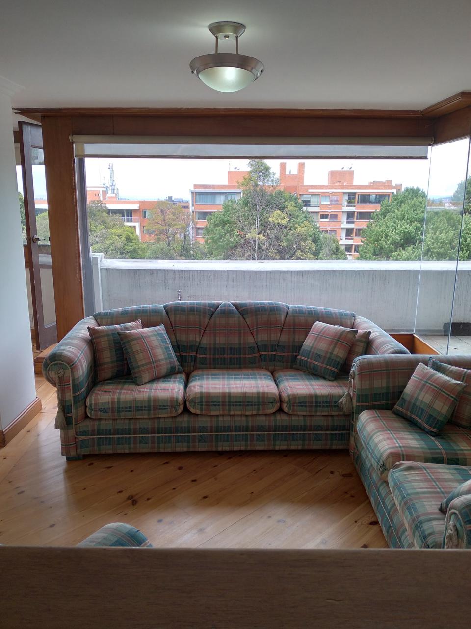Apartamento en venta en Chico, Bogotá · foto 2 de 24