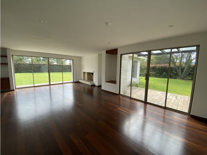 Casa de 5 alcobas en venta en Lagos De Torca, Bogotá, 357 m² · foto 7 de 24