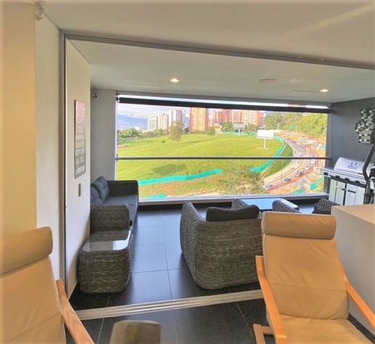 Apartamento de 2 alcobas en arriendo en El Poblado, Medellín, 90 m² · foto 8 de 11