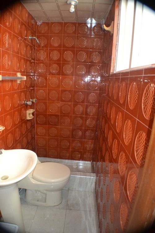 Casa de 7 alcobas en venta en Quinta Paredes, Bogotá, 330 m² · foto 14 de 14