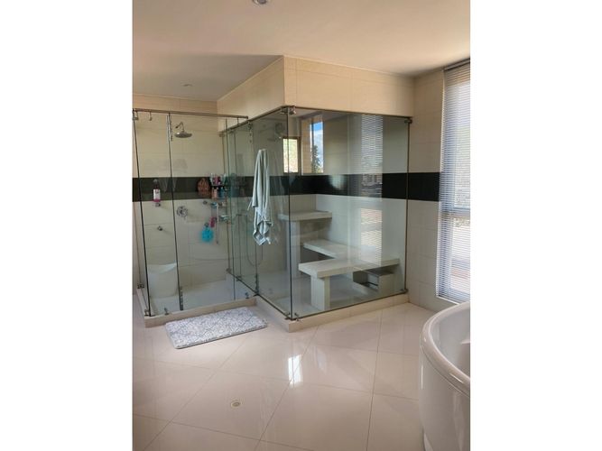 Casa de 6 alcobas en venta en Lagos De Torca, Bogotá, 400 m² · foto 8 de 24