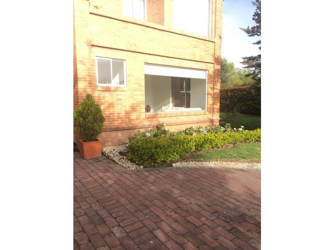 Casa de 5 alcobas en venta en Lagos De Torca, Bogotá, 399 m² · foto 8 de 15