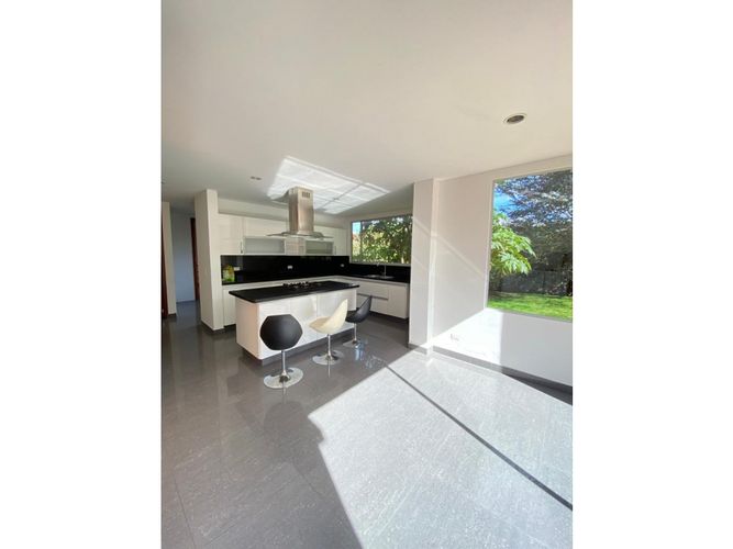 Casa de 5 alcobas en venta en Lagos De Torca, Bogotá, 399 m² · foto 13 de 15