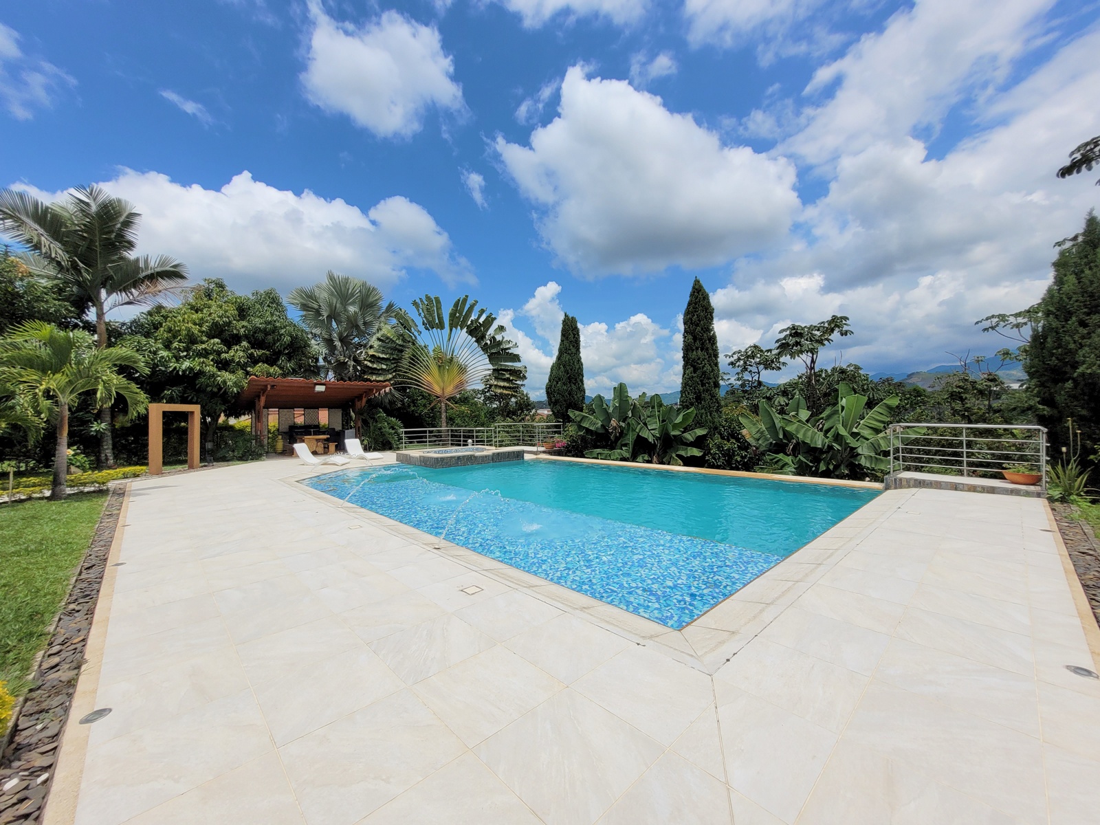 Casa en venta en Pueblito Cafetero, Pereira · foto 6 de 24