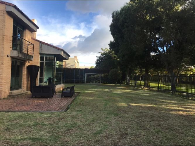 Casa de 5 alcobas en venta en Lagos De Torca, Bogotá, 339 m² · foto 16 de 24