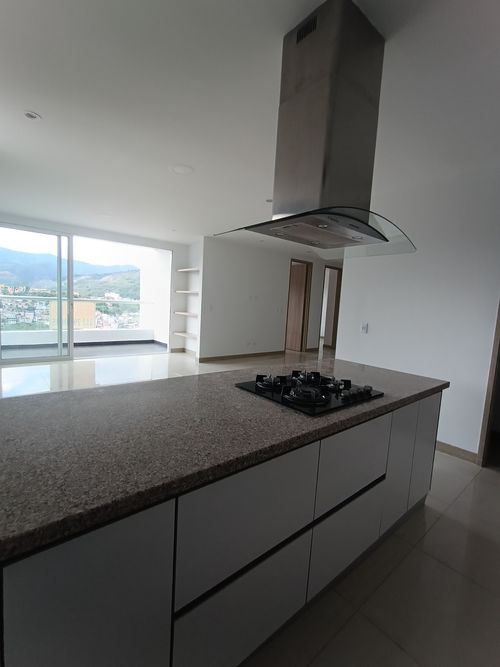Apartamento de 3 alcobas en venta en Santa Teresita, Cali, 123 m² · foto 8 de 24