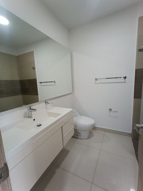 Apartamento de 3 alcobas en venta en Santa Teresita, Cali, 123 m² · foto 9 de 24