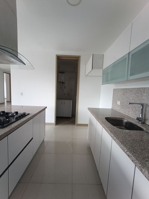 Apartamento de 3 alcobas en venta en Santa Teresita, Cali, 123 m² · foto 12 de 24