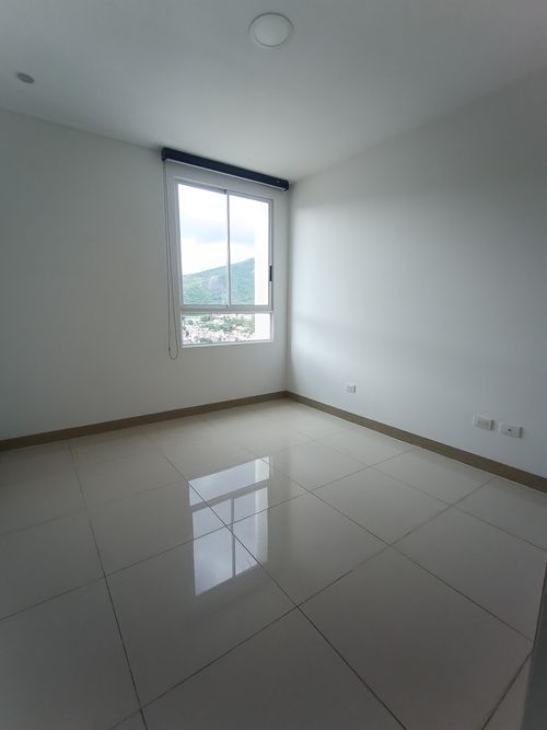 Apartamento de 3 alcobas en venta en Santa Teresita, Cali, 123 m² · foto 16 de 24