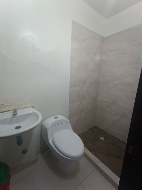 Casa de 8 alcobas en venta en El Peñon, Cali, 240 m² · foto 7 de 23
