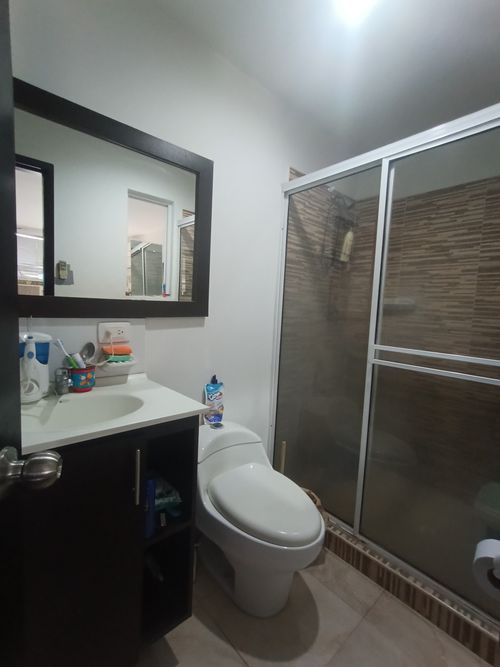Casa de 8 alcobas en venta en El Peñon, Cali, 240 m² · foto 9 de 23
