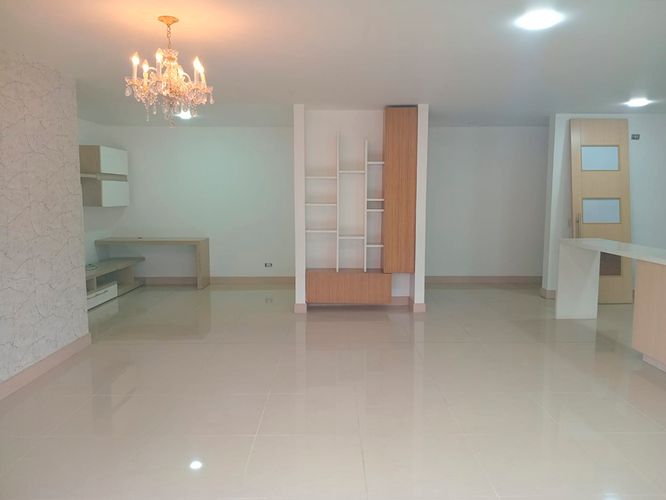 Apartamento de 3 alcobas en arriendo en El Poblado, Medellín, 115 m² · foto 3 de 15